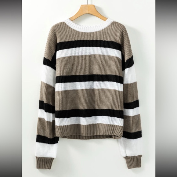 Super Soft Striped Colorblock Pattern Knit Sweater Size: XL - Picture 2 of 12